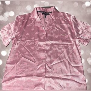 BCBGMAXAZRIA Pink Satin Heart Pajama Set – Size M – New